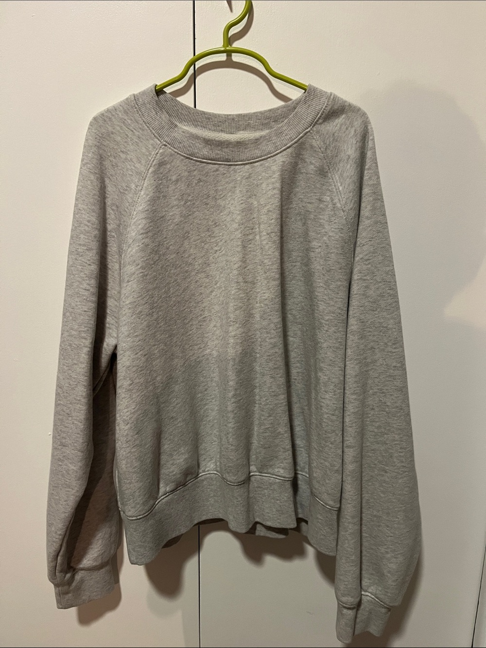 Old Navy Light Gray Crewneck Sweatshirt